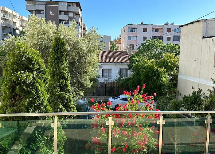 Vila Mani